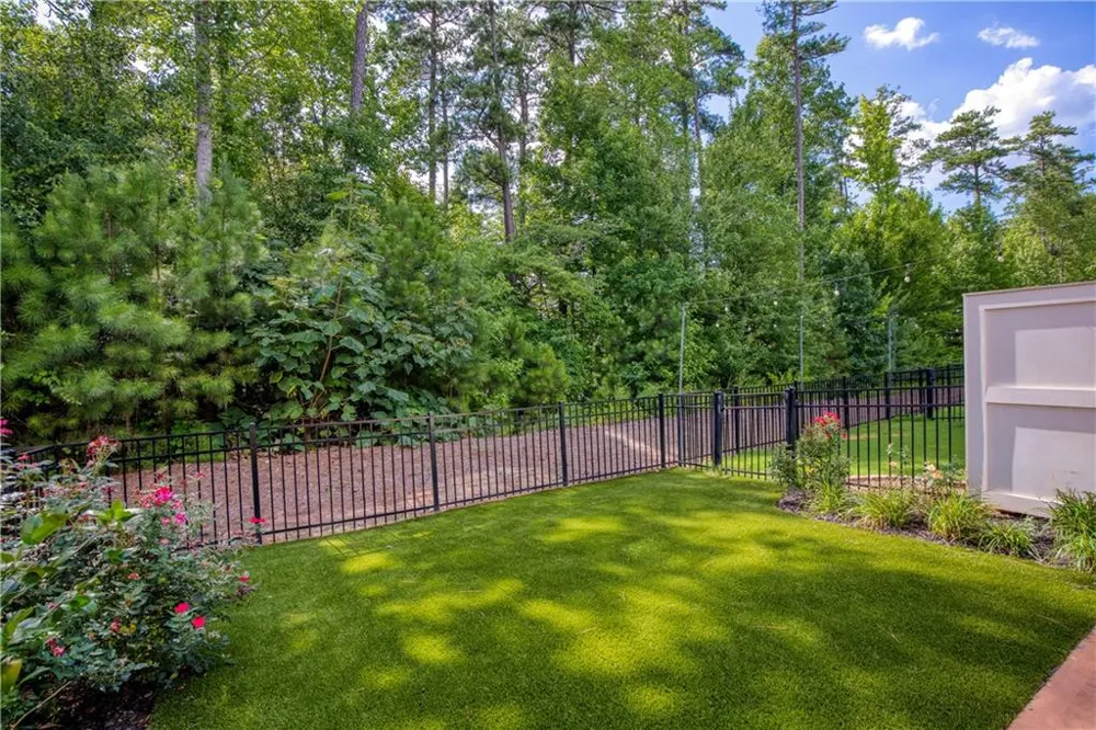 20034 Windalier Way Roswell, GA 30076
