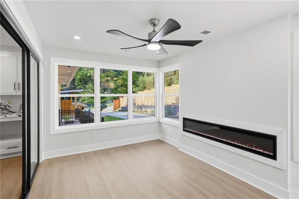 1447 Skyhaven Road Atlanta, GA 30316