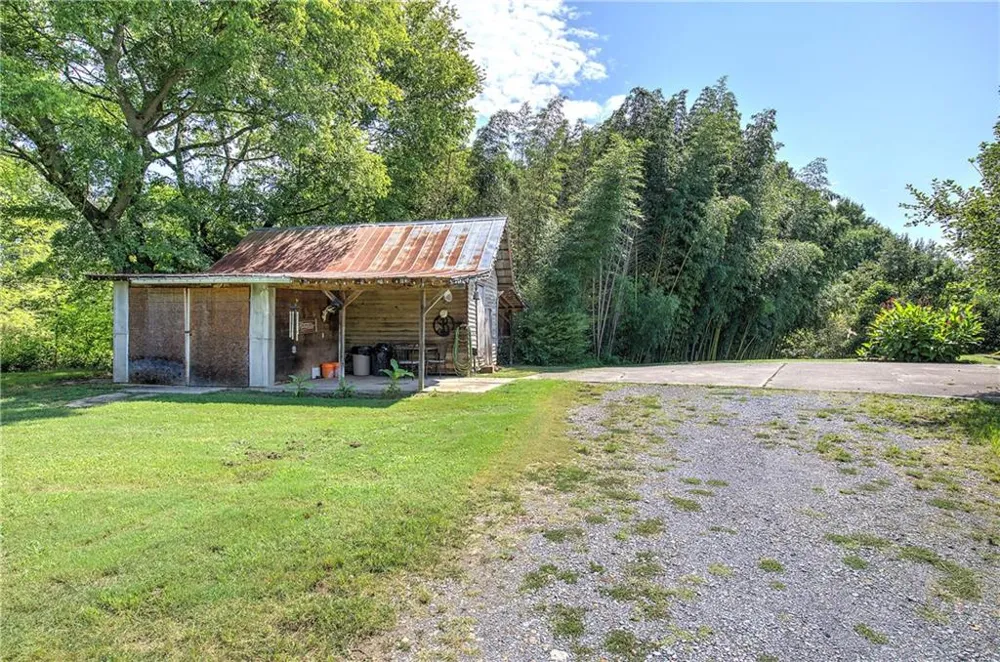 5247 Roland Hayes Parkway SW Calhoun, GA 30701