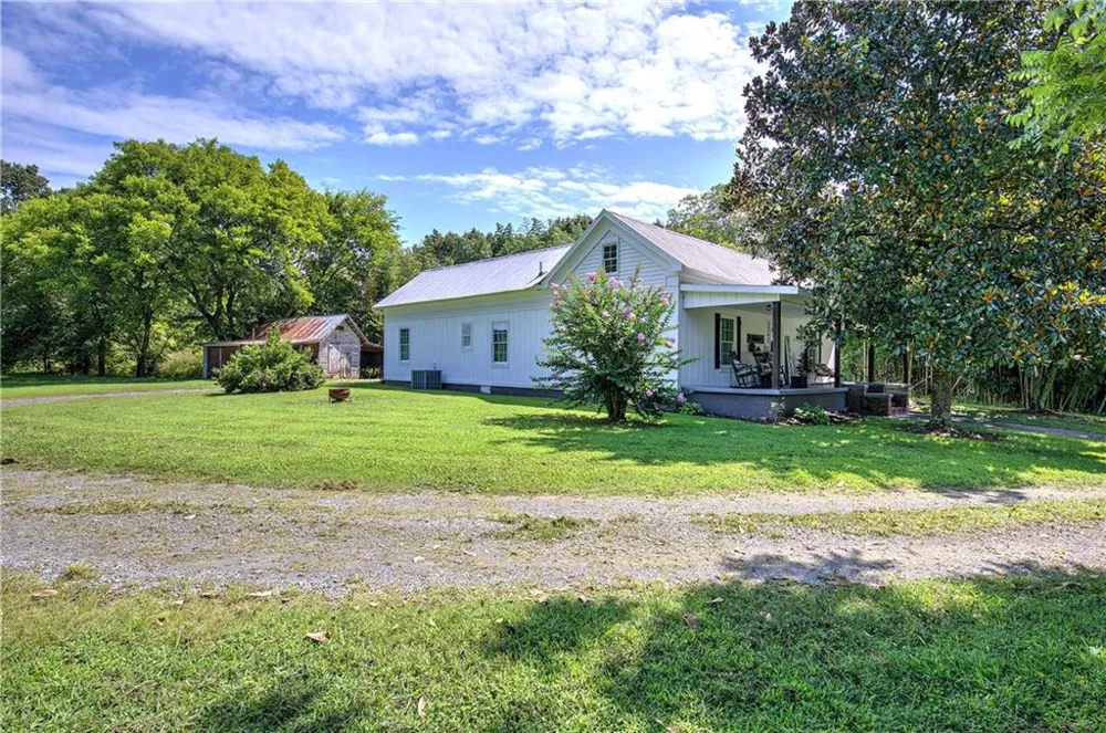 5247 Roland Hayes Parkway SW Calhoun, GA 30701