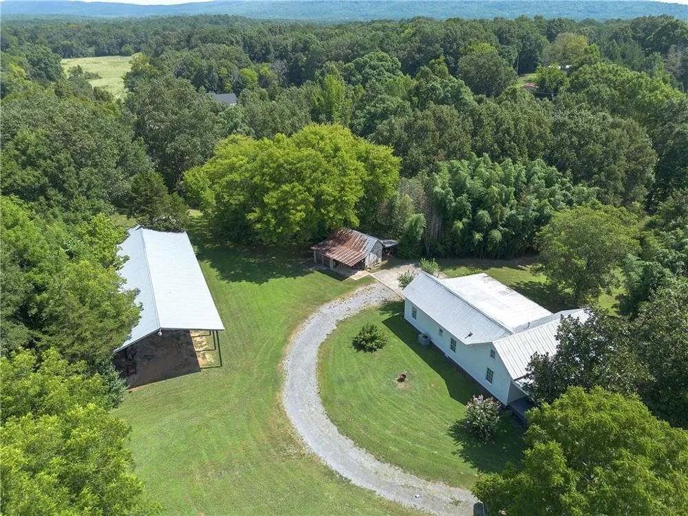 5247 Roland Hayes Parkway SW Calhoun, GA 30701