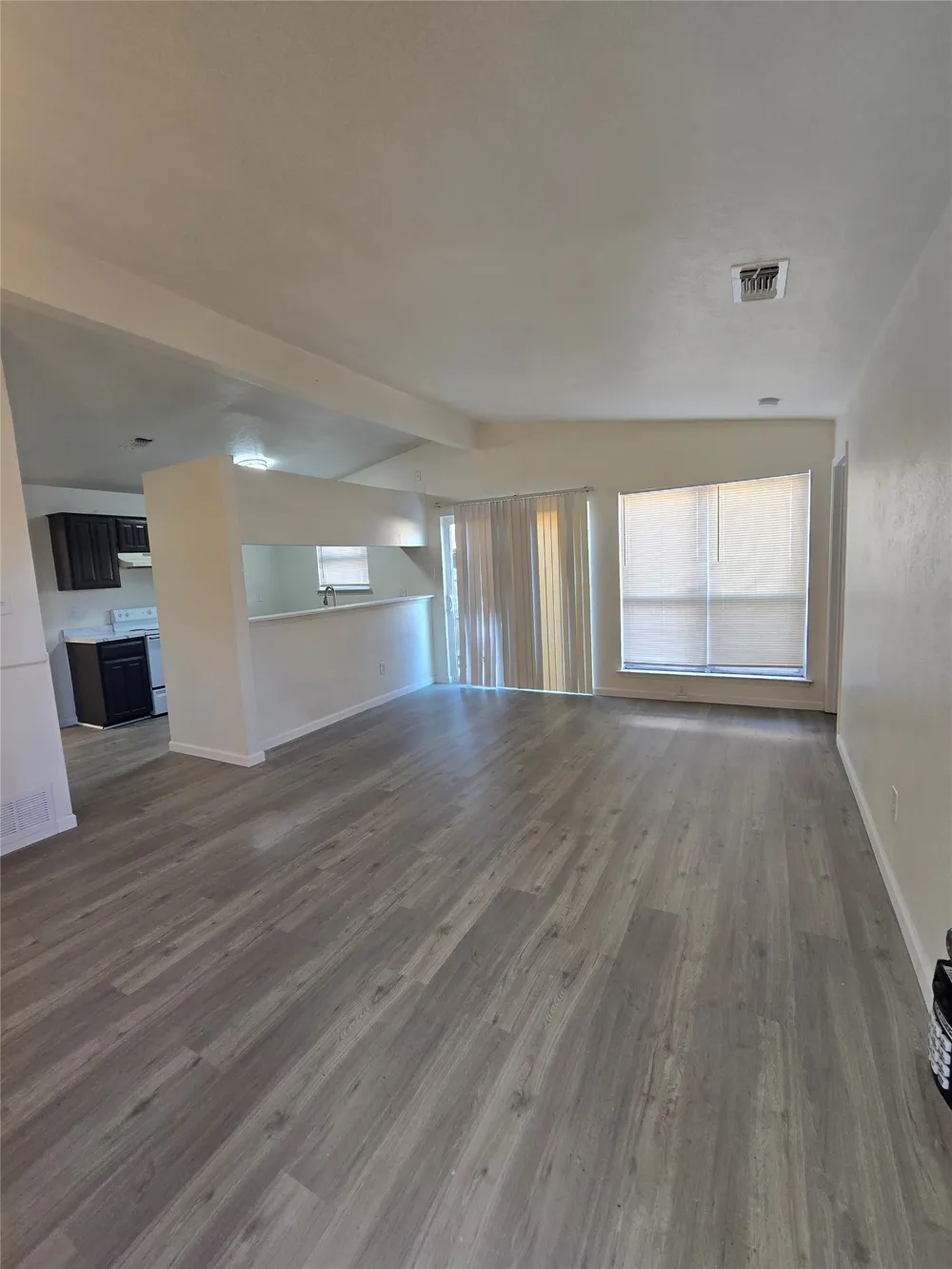 1451 Brook Meadow Circle Lancaster, TX 75134