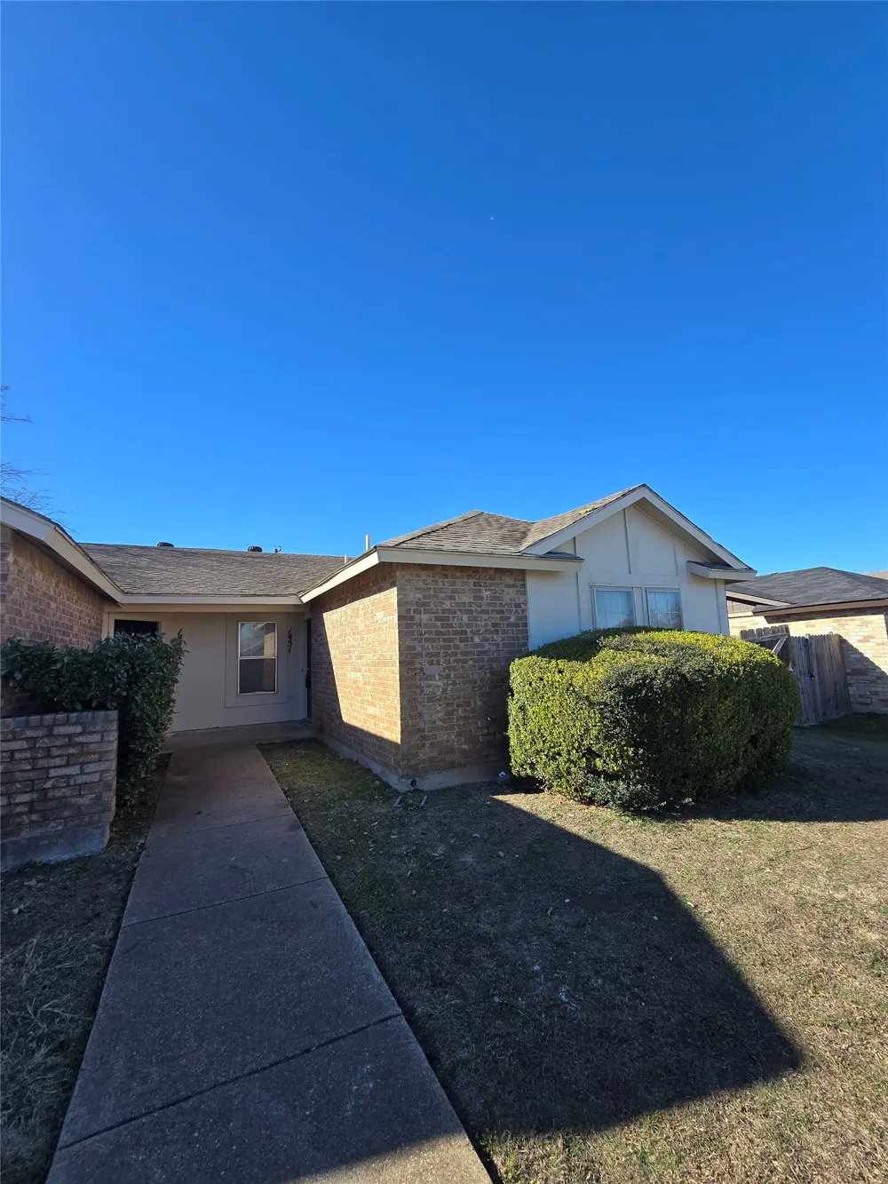 1451 Brook Meadow Circle Lancaster, TX 75134