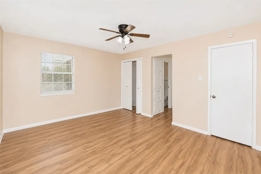 5513 Scott Drive North Richland Hills, TX 76180