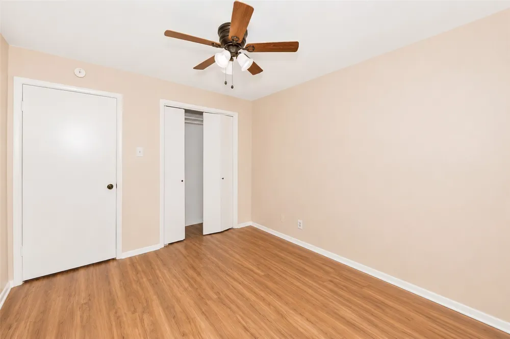 5513 Scott Drive North Richland Hills, TX 76180