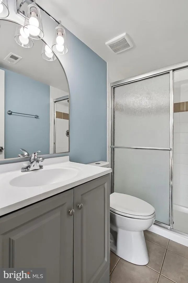503 FLORIDA AVENUE #104 Herndon, VA 20170
