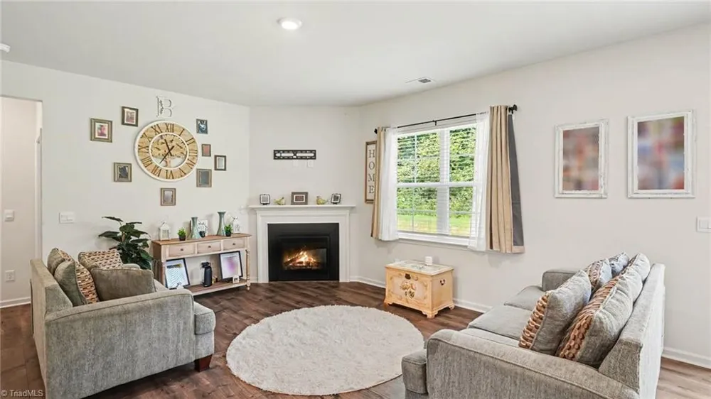6585 Clark Creek Trail Whitsett, NC 27377