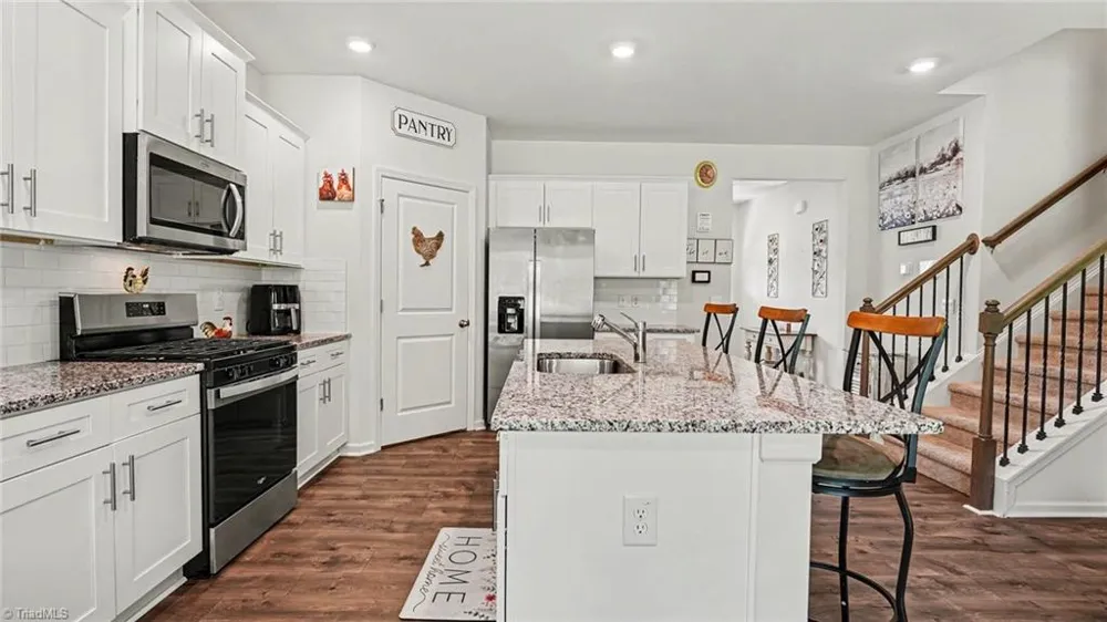 6585 Clark Creek Trail Whitsett, NC 27377