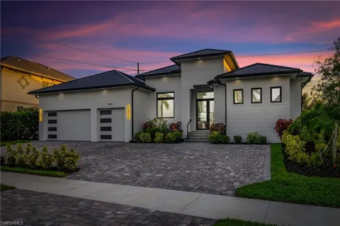 840 Rose Court