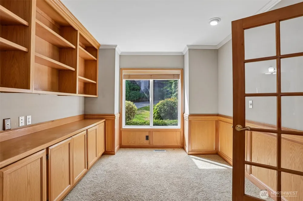 16580 SE 58th Place Bellevue, WA 98006