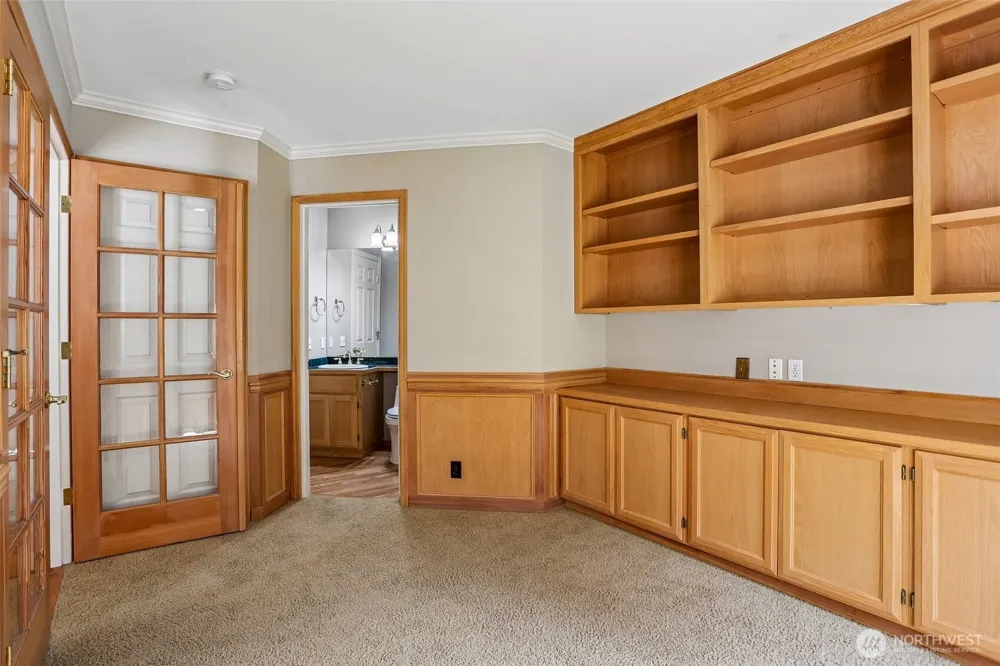 16580 SE 58th Place Bellevue, WA 98006