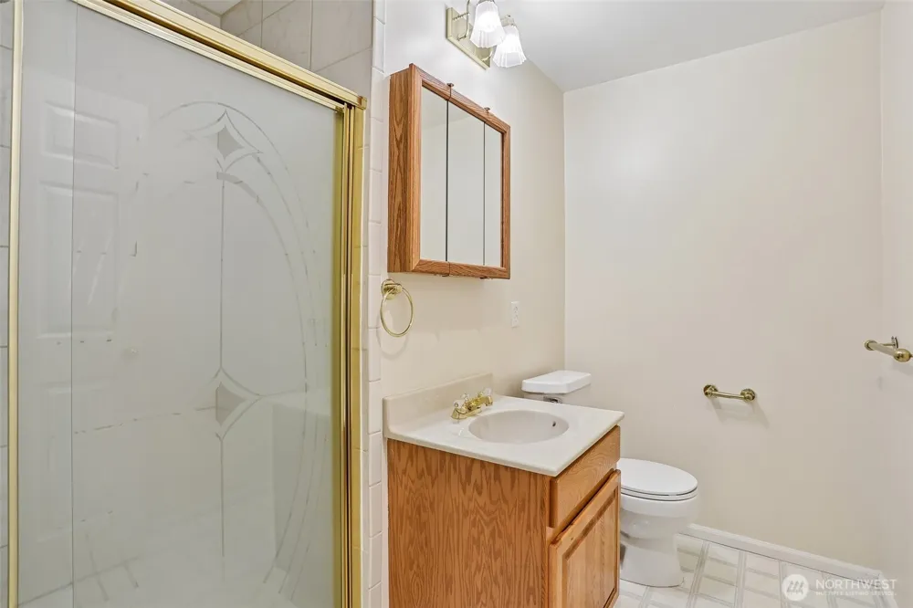 16580 SE 58th Place Bellevue, WA 98006