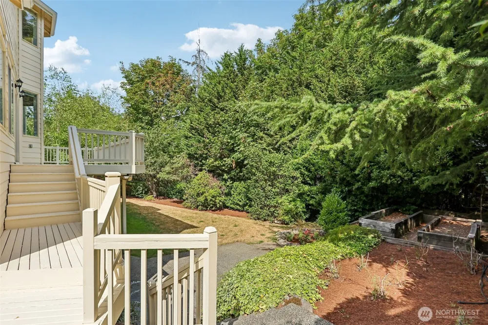 16580 SE 58th Place Bellevue, WA 98006