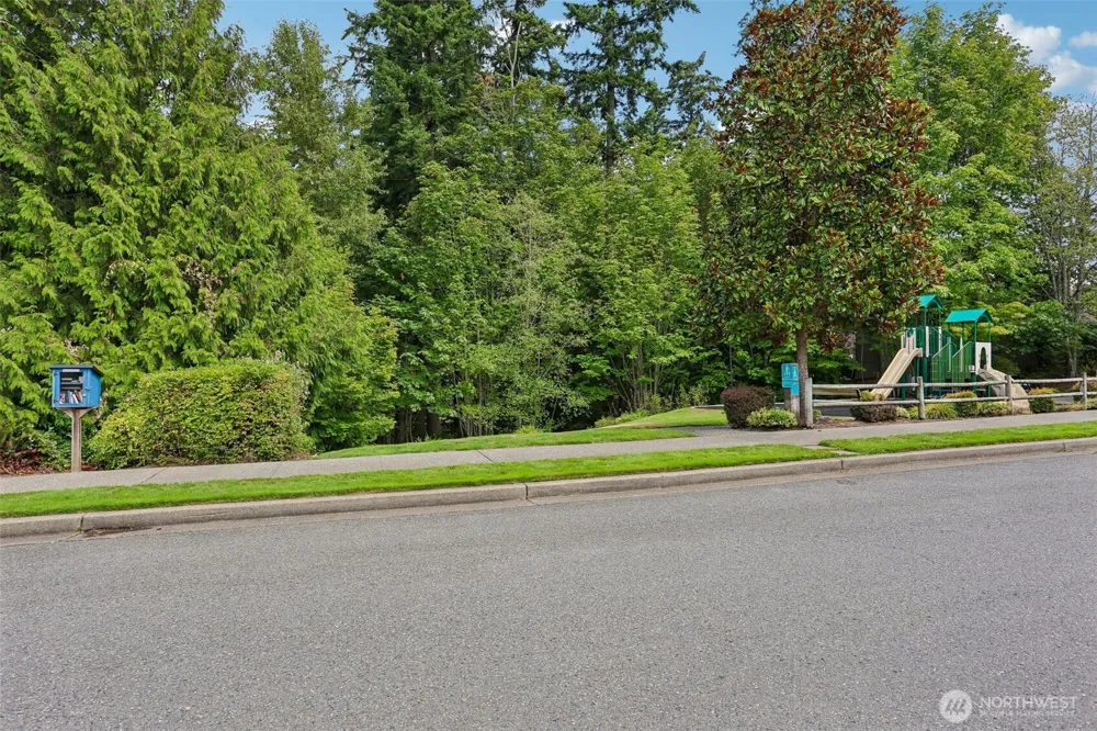 16580 SE 58th Place Bellevue, WA 98006