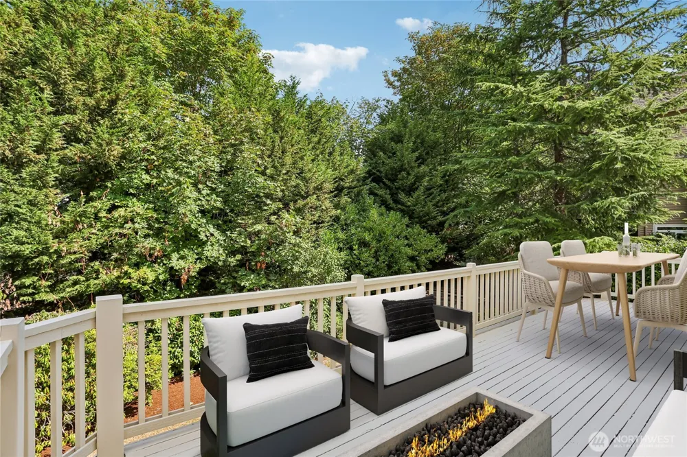16580 SE 58th Place Bellevue, WA 98006