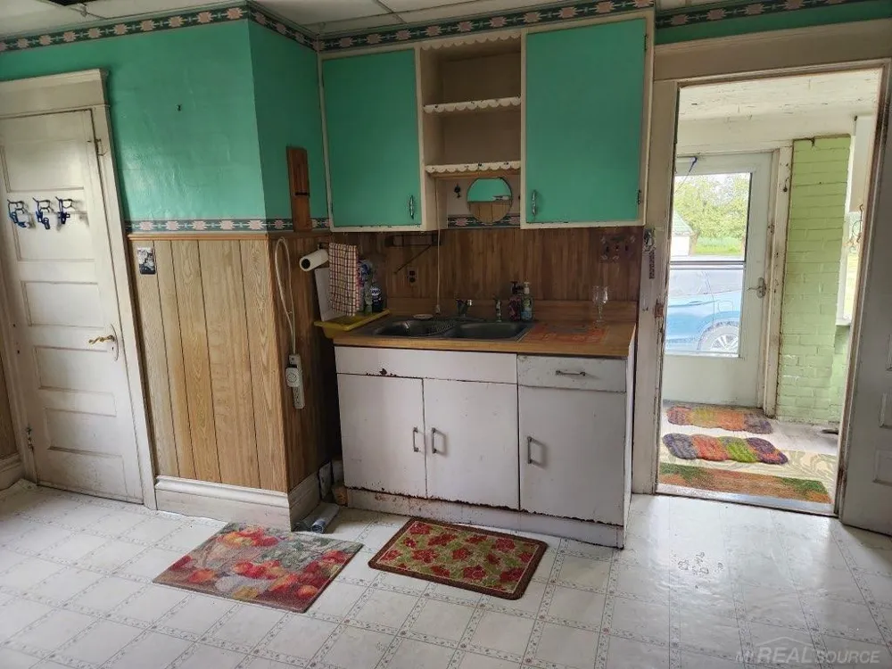 71040 Omo Road Richmond Township, MI 48062
