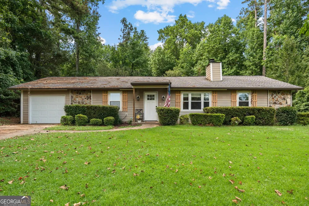 21 Barberry DR Newnan, GA 30265