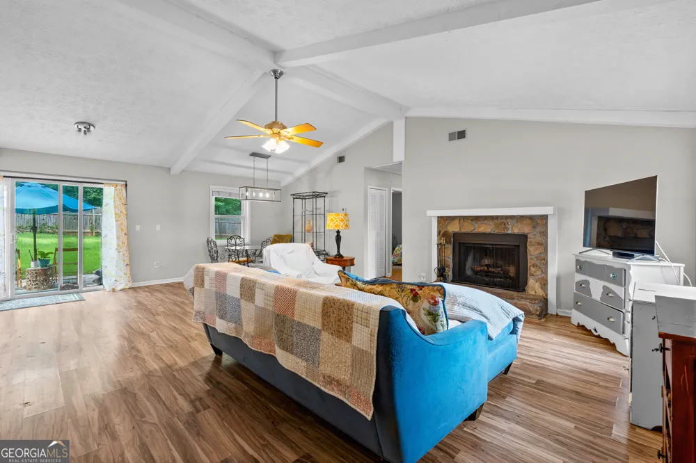 21 Barberry DR Newnan, GA 30265