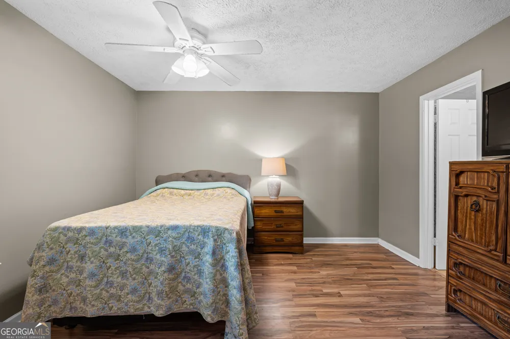 21 Barberry DR Newnan, GA 30265