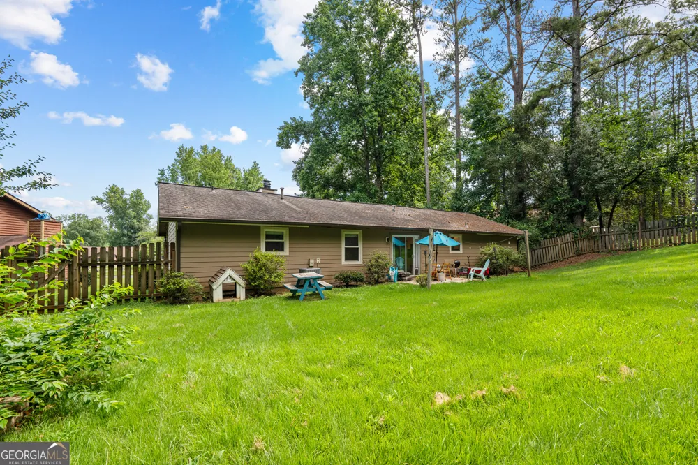 21 Barberry DR Newnan, GA 30265