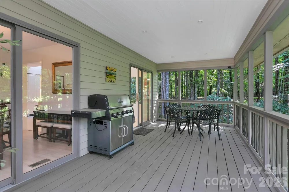4 Nvya Court Brevard, NC 28712