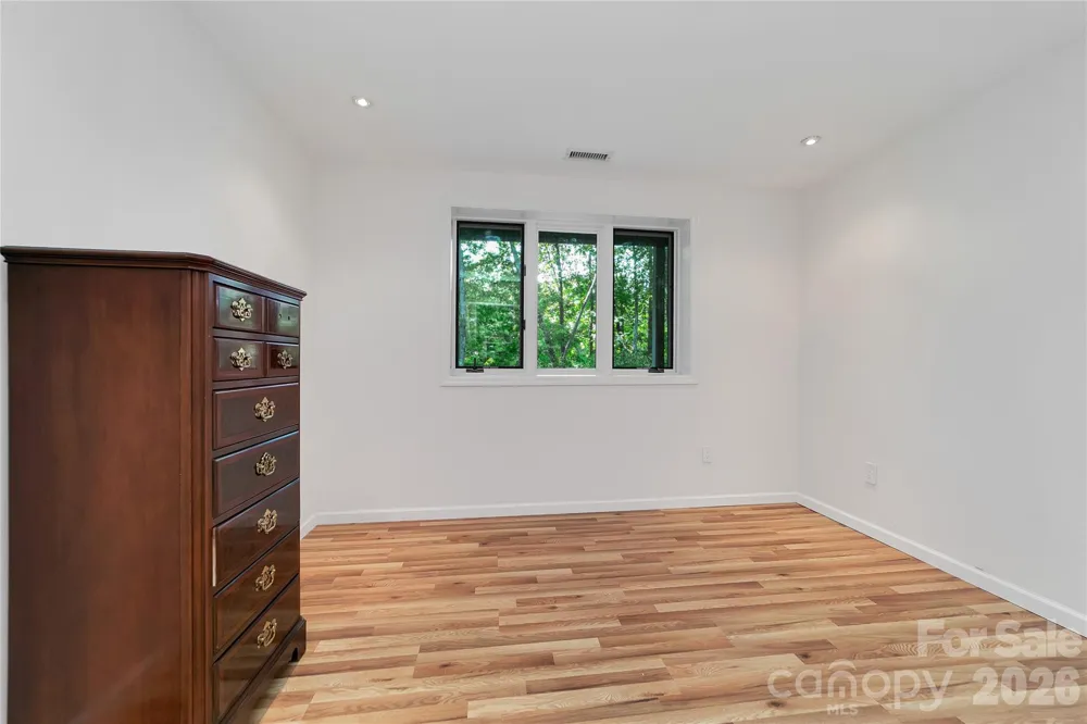 4 Nvya Court Brevard, NC 28712