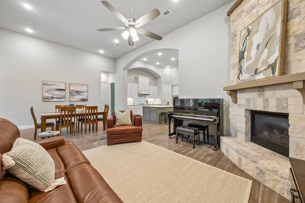 1950 Foxglen Drive Prosper, TX 75078