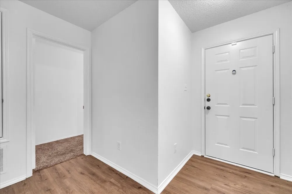2460 Mallory Lane Lancaster, TX 75134