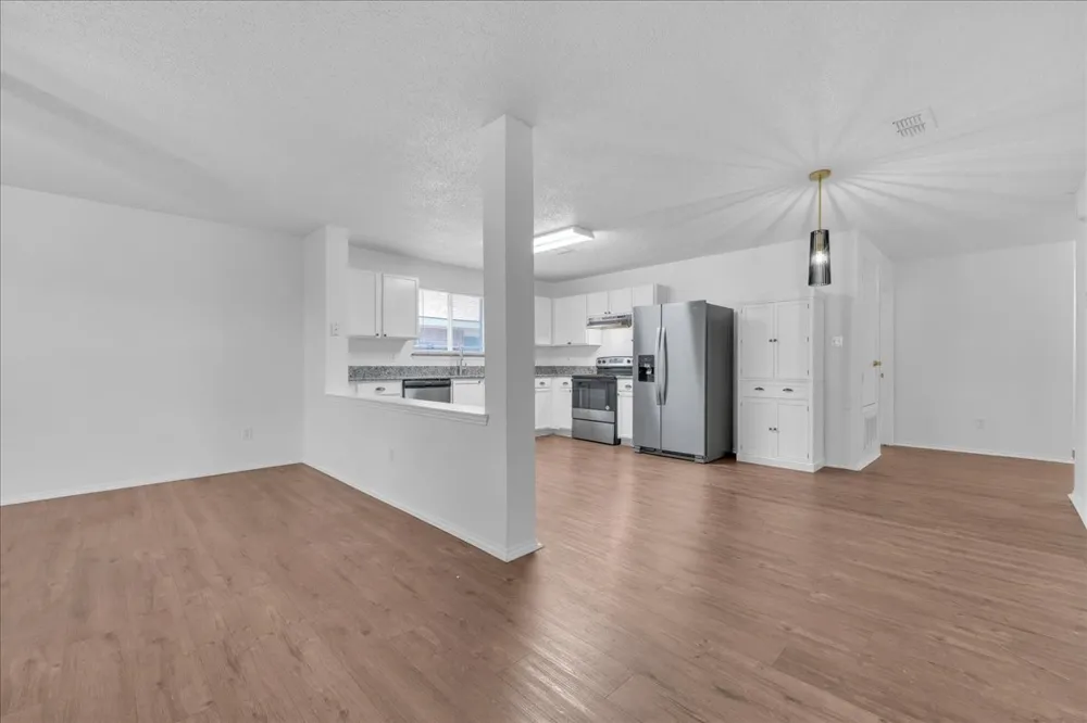2460 Mallory Lane Lancaster, TX 75134