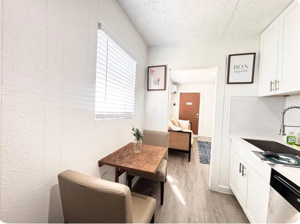 7425 Avenue H Houston, TX 77011