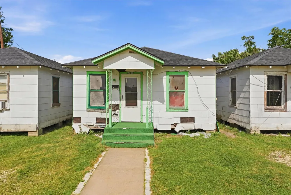 2222 Erastus Street Houston, TX 77020