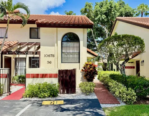 10678 OCEAN PALM WAY #202