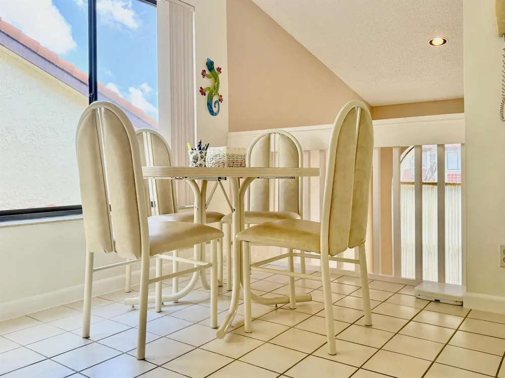 10678 OCEAN PALM WAY #202 Boynton Beach, FL 33437