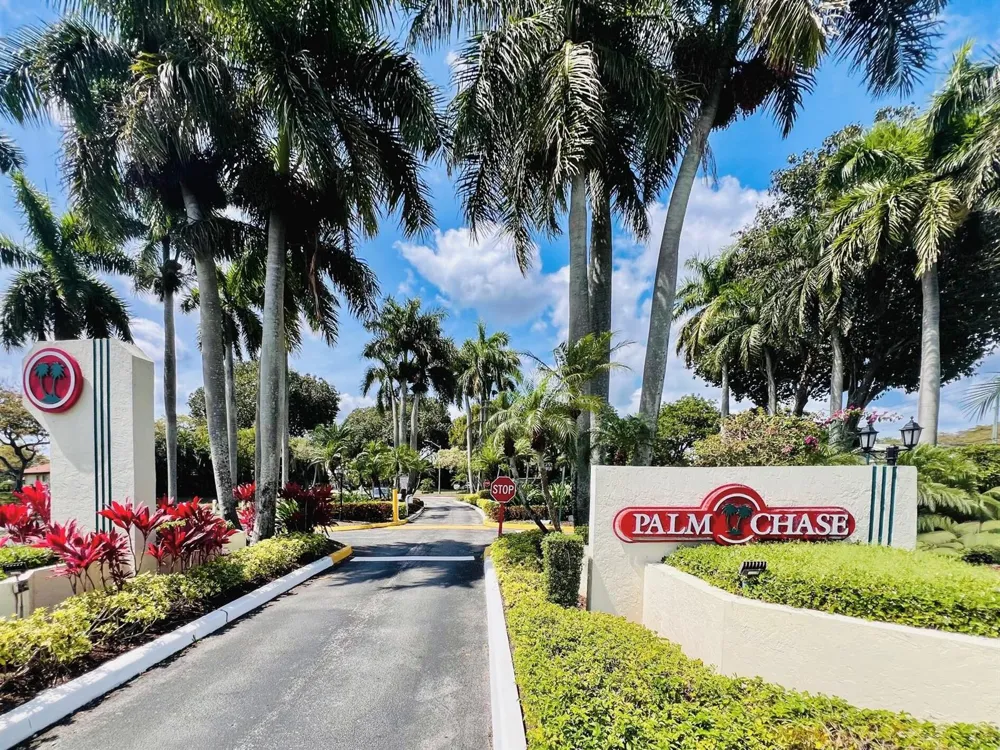 10678 OCEAN PALM WAY #202 Boynton Beach, FL 33437