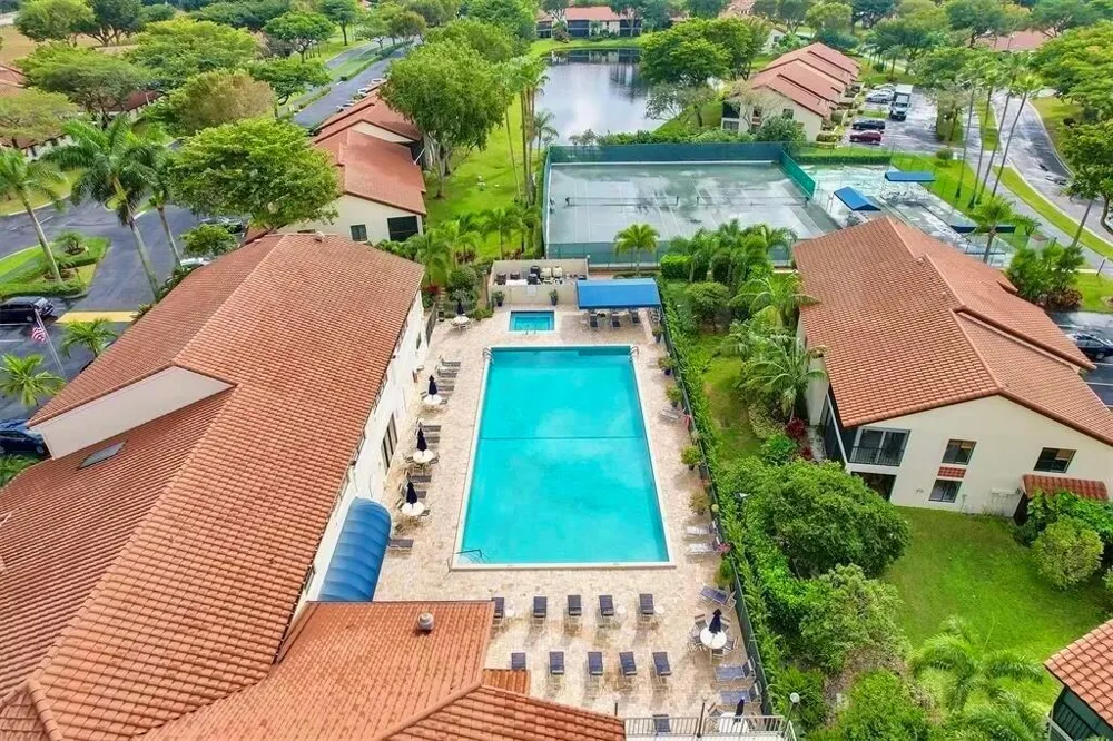 10678 OCEAN PALM WAY #202 Boynton Beach, FL 33437