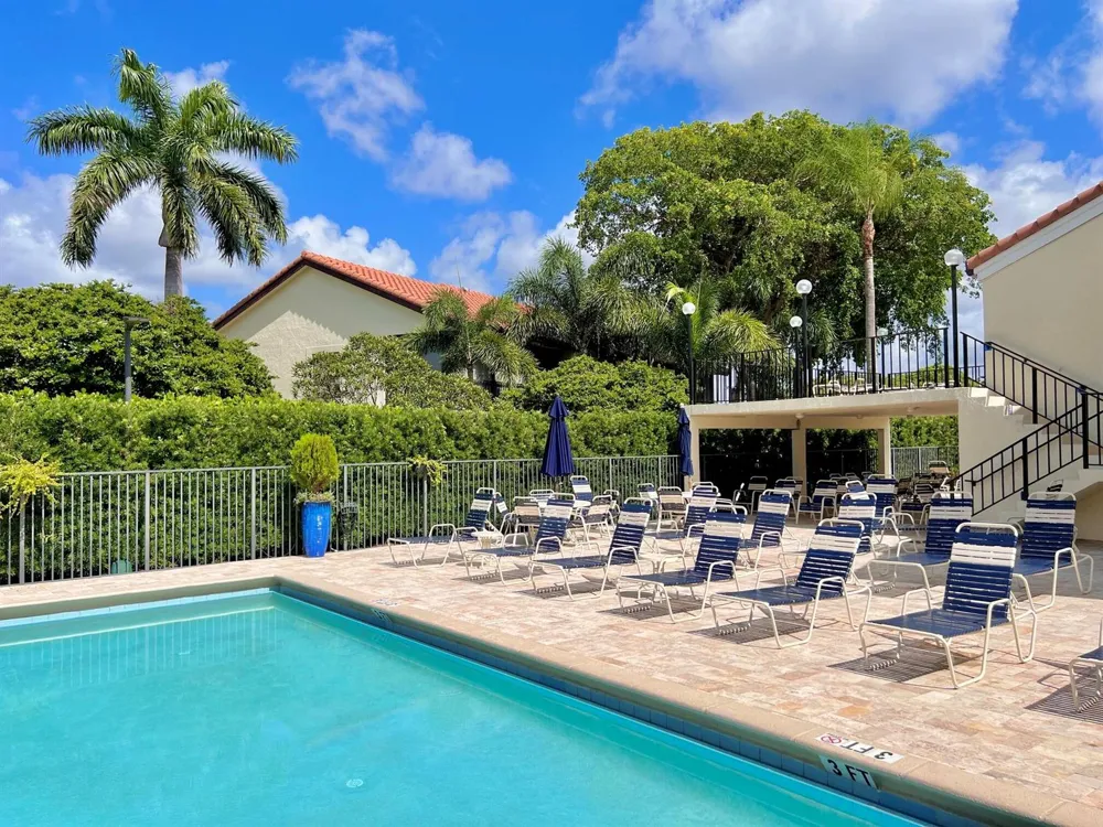 10678 OCEAN PALM WAY #202 Boynton Beach, FL 33437