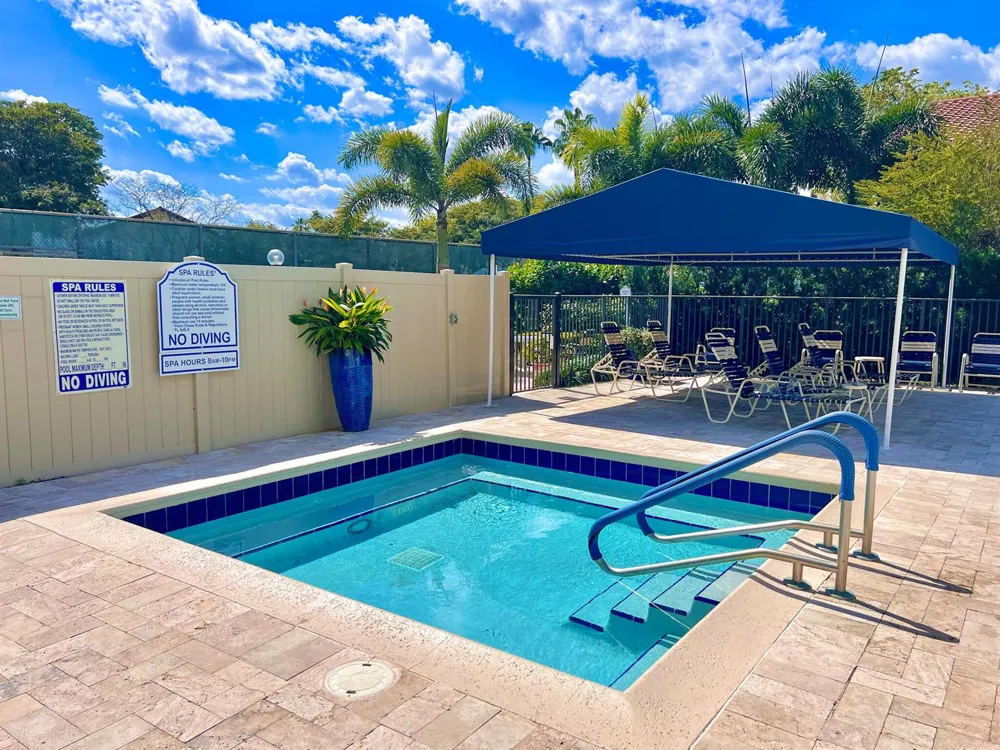 10678 OCEAN PALM WAY #202 Boynton Beach, FL 33437