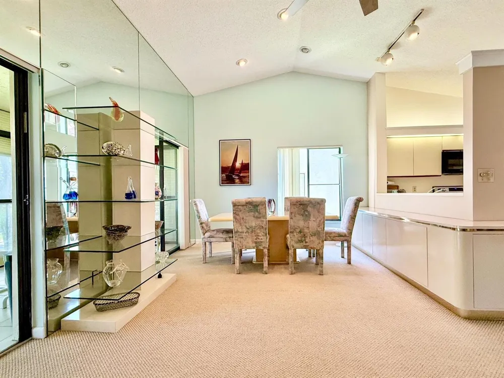10678 OCEAN PALM WAY #202 Boynton Beach, FL 33437
