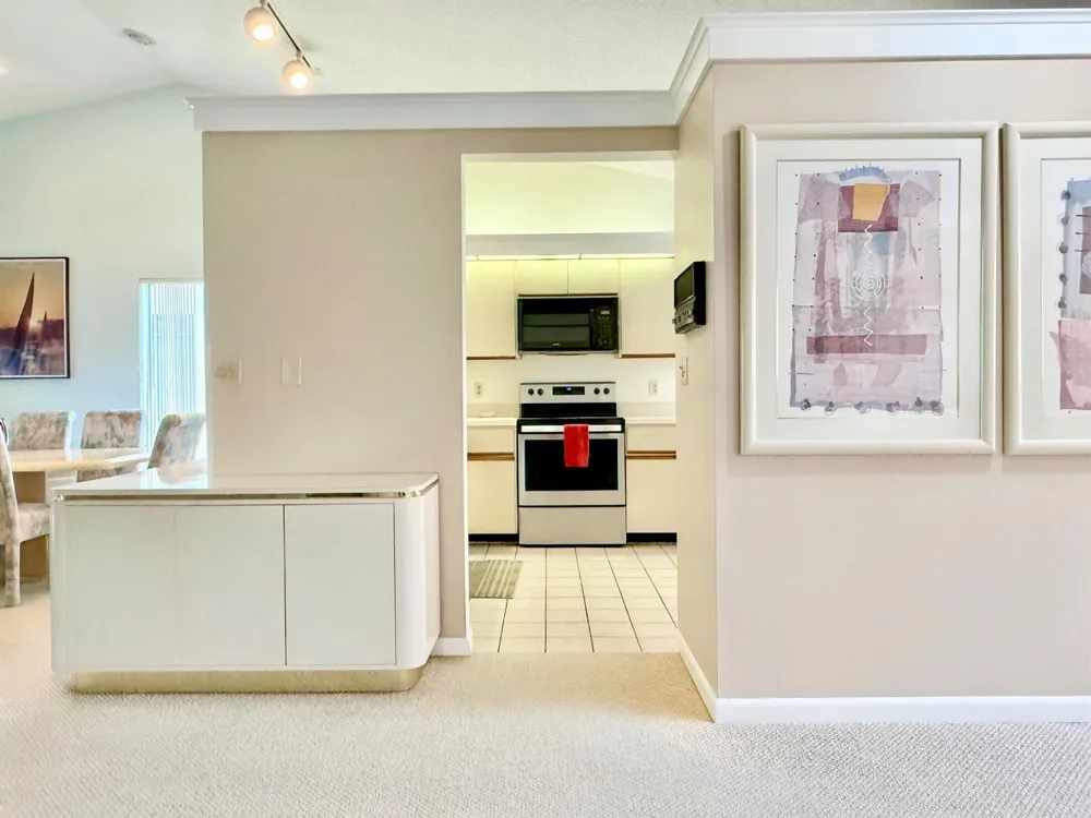 10678 OCEAN PALM WAY #202 Boynton Beach, FL 33437