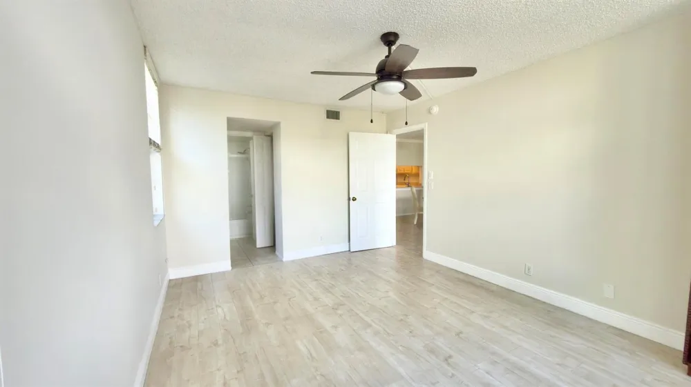 9311 ORANGE GROVE DRIVE #402 Davie, FL 33324