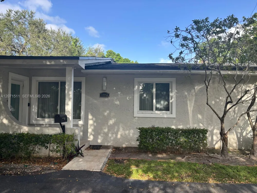 12253 SW 82nd Ave #0 Pinecrest, FL 33156