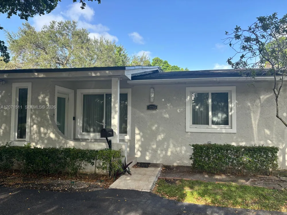 12253 SW 82nd Ave #0 Pinecrest, FL 33156
