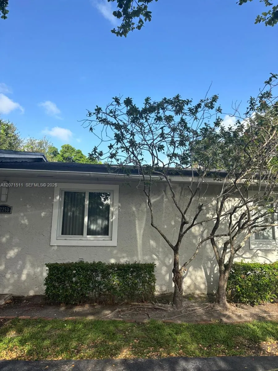 12253 SW 82nd Ave #0 Pinecrest, FL 33156