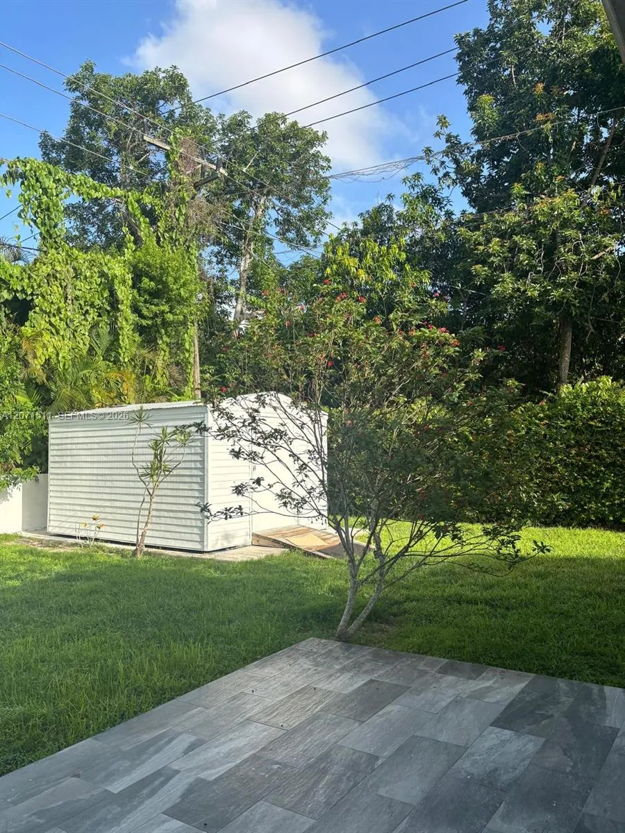 12253 SW 82nd Ave #0 Pinecrest, FL 33156