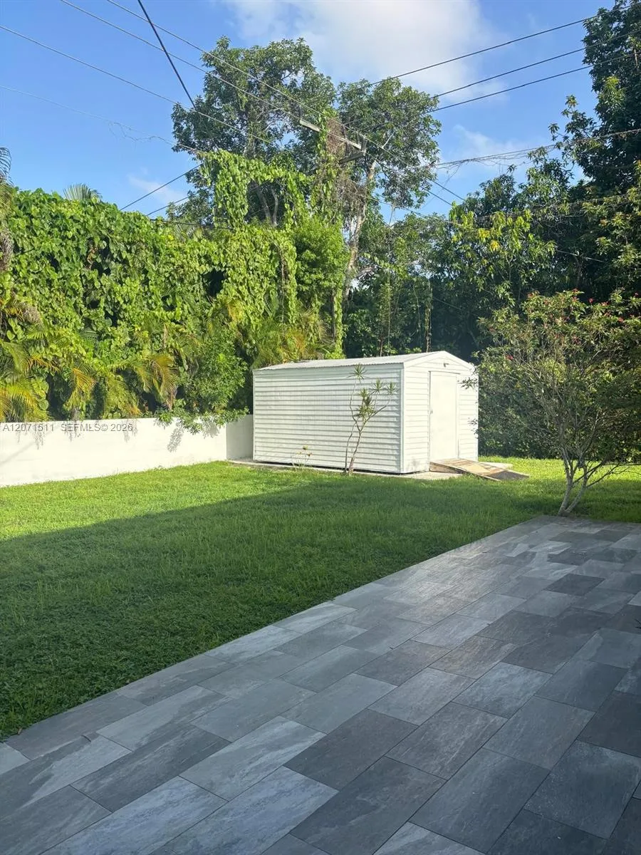 12253 SW 82nd Ave #0 Pinecrest, FL 33156