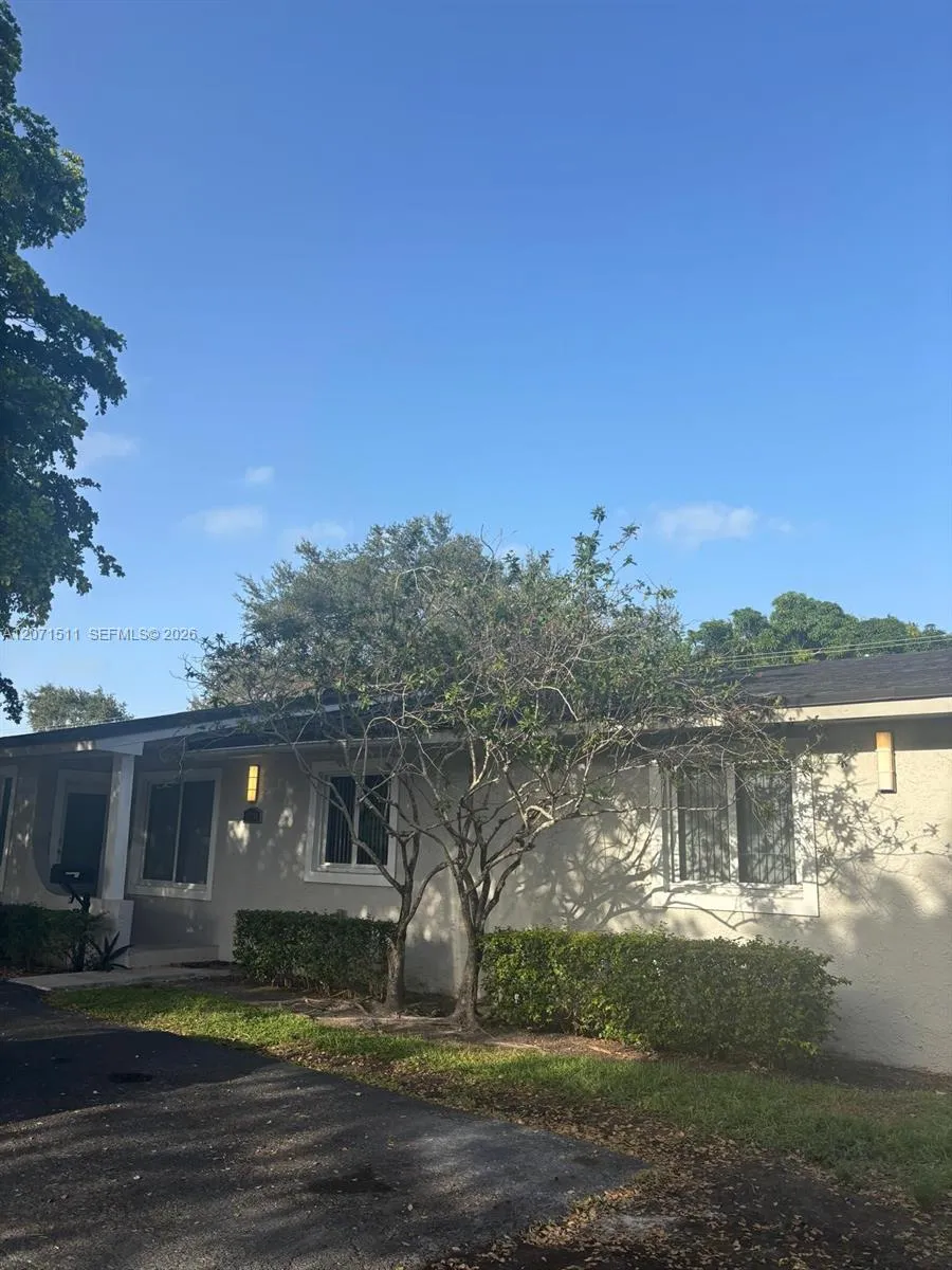 12253 SW 82nd Ave #0 Pinecrest, FL 33156