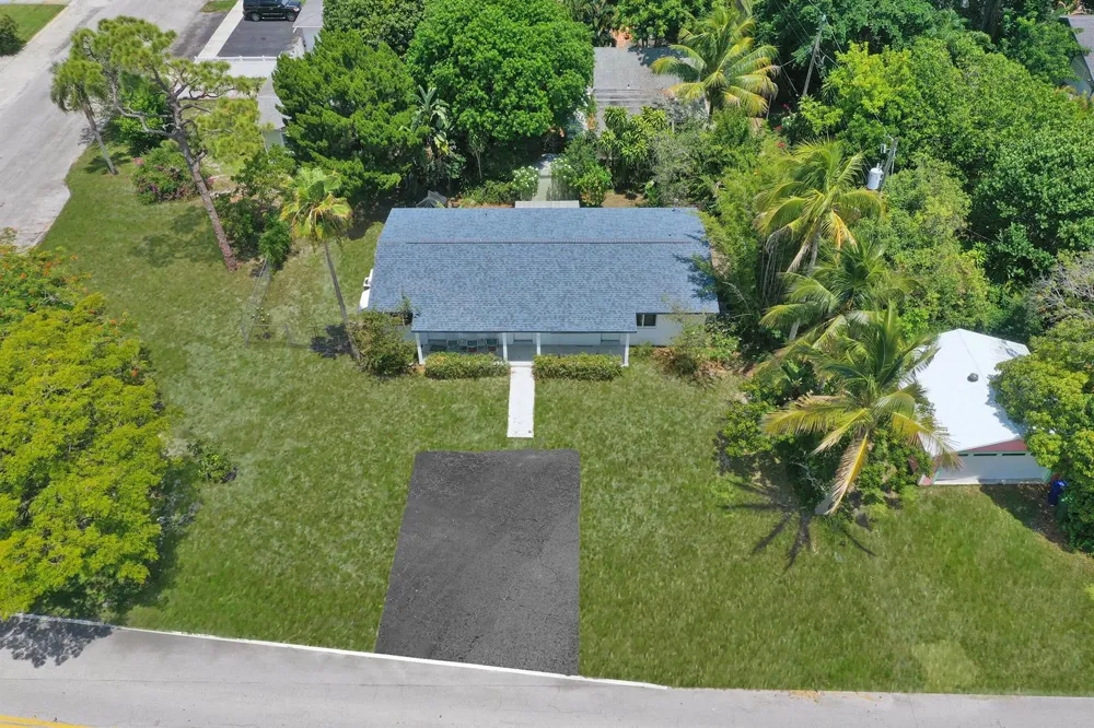 611 SW 7TH STREET Fort Lauderdale, FL 33315