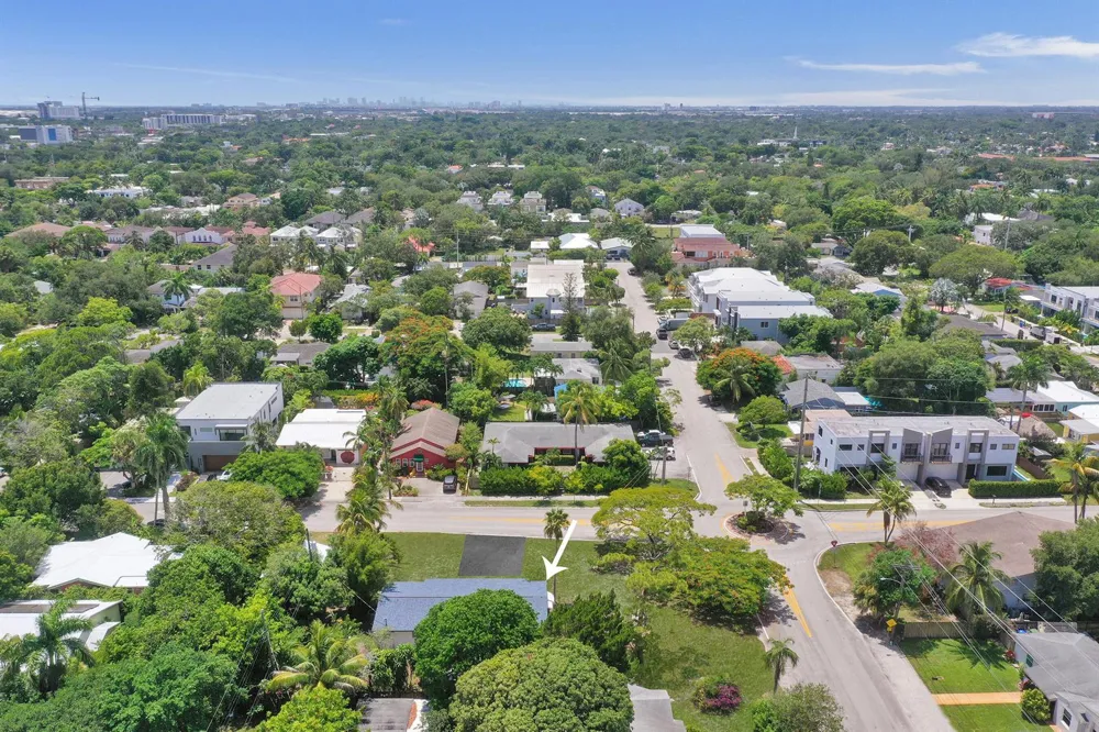 611 SW 7TH STREET Fort Lauderdale, FL 33315