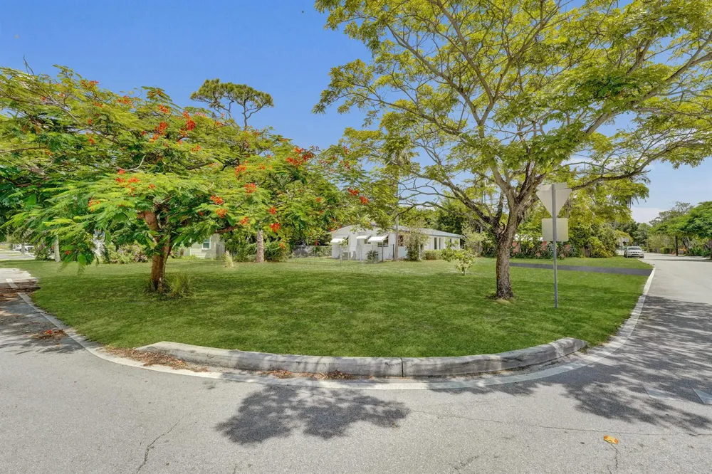 611 SW 7TH STREET Fort Lauderdale, FL 33315