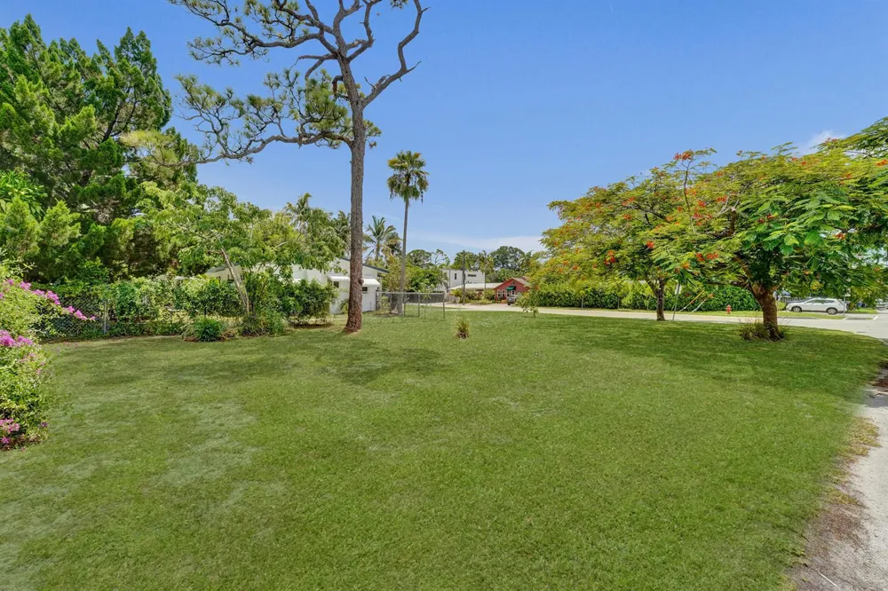 611 SW 7TH STREET Fort Lauderdale, FL 33315